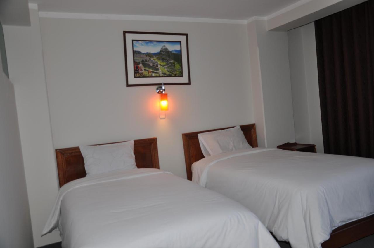 Cesar'S Hotel Peru Puno Bagian luar foto